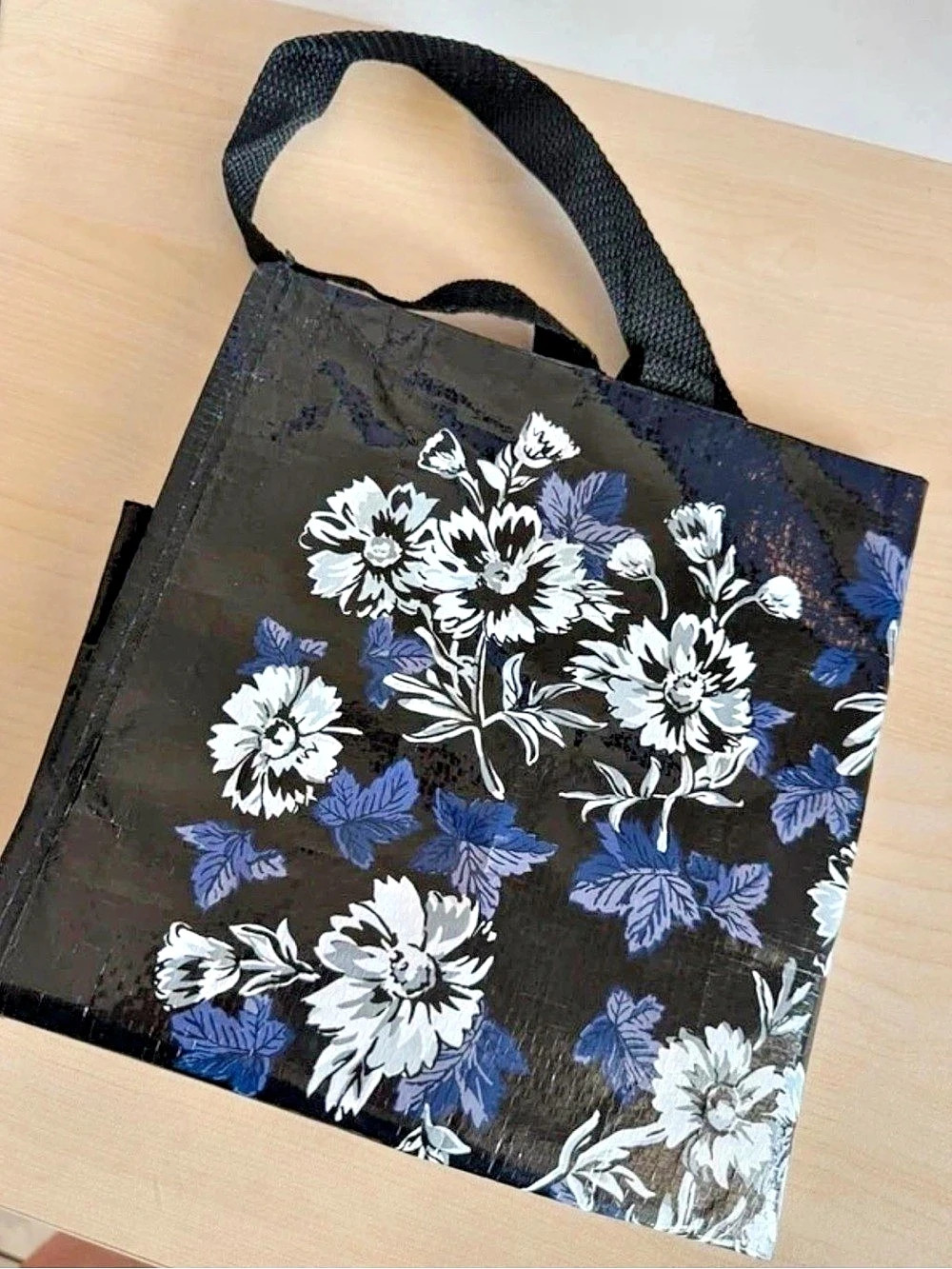 Floral Tote in Black & Blue Like New
